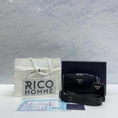 프RA다 리나일론 및 사피아노 가죽 크로스백