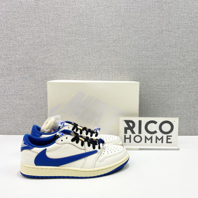 N*KE X 트래비스 스캇 X 프라그먼트 에어 조던1 레트로 로우 밀리터리 블루