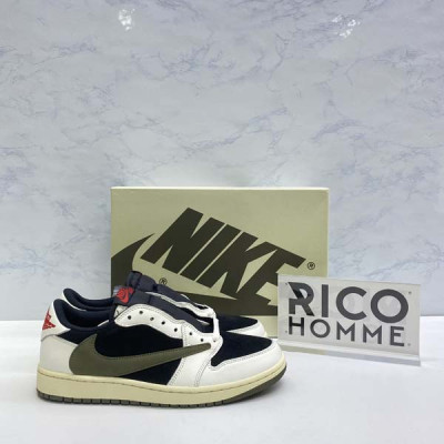 N*KE X 트래비스 스캇 조던1 레트로 로우 올리브