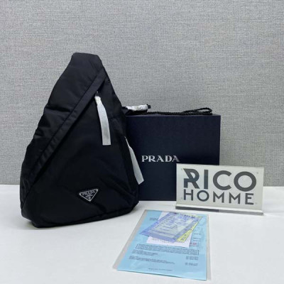 프RA다 리나일론 및 사피아노 가죽 백팩