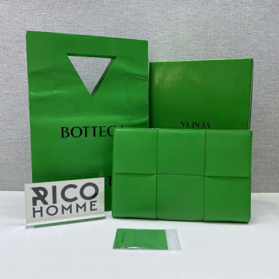 보*가 베*타 인트레치아토 아르코 파우치 카프스킨 (3color)