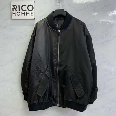 프RA다 삼각로고 포켓 벨트 리나일론 봄버 자켓 (PREMIUM)