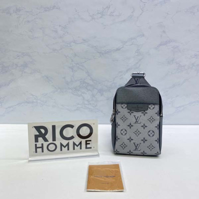 루이B통 타이가라 아웃도어 슬링백