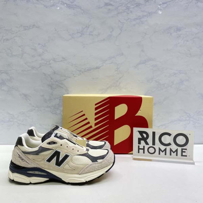 N.B 990 테디 산티스 문빔