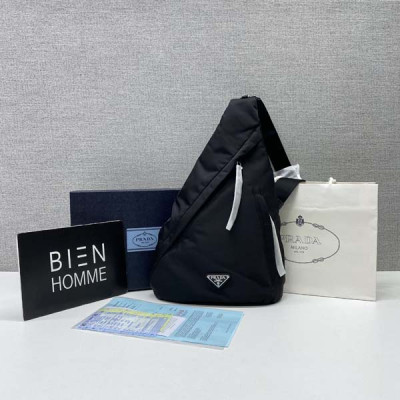 프RA다 리나일론 및 사피아노 가죽 백팩