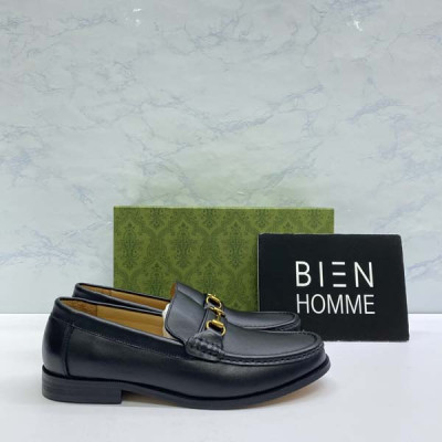 9찌 골드버클 로퍼