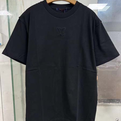 루이B통 엠보스드 LV로고 반팔티셔츠 (1:1 HIGH PREMIUM)