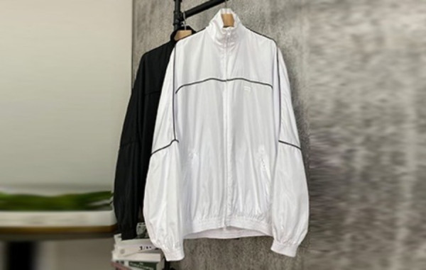 발렌시A가 21SS B로고 트랙자켓 (2color)