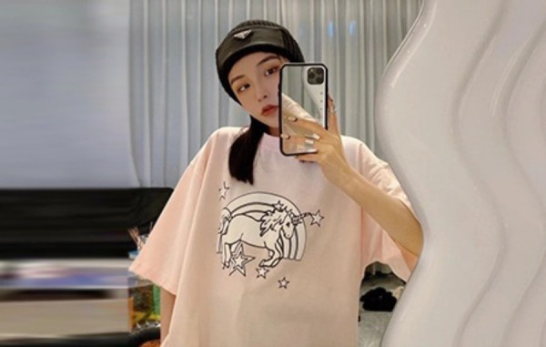 V.T.M MAGIC 유니콘 오버사이즈 반팔티 (PREMIUM)