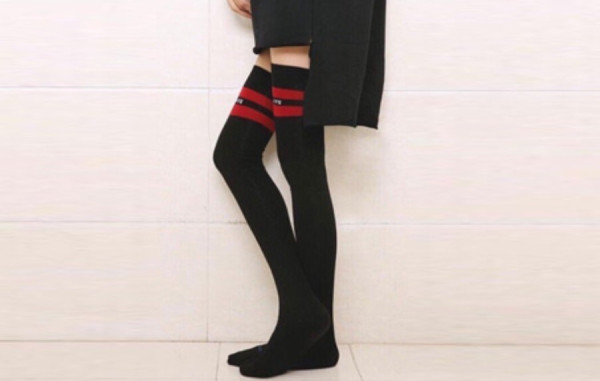 V.T.M 섹슈얼 양말 롱삭스