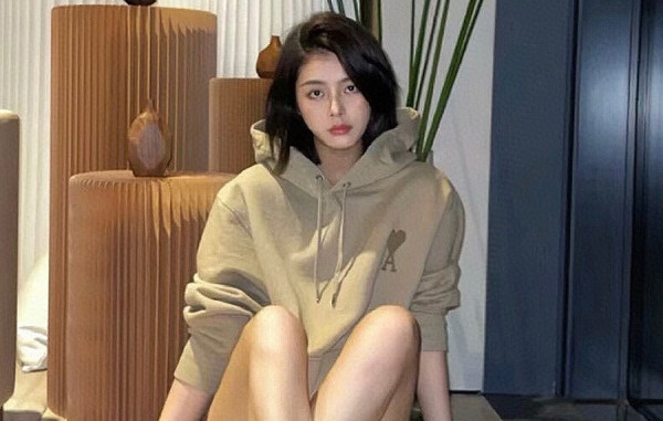 A미 하트 로고 톤온톤 후드티셔츠 (PREMIUM)