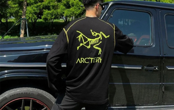 ARC'T*RY 스티치 롱 슬리브 티 (PREMIUM)