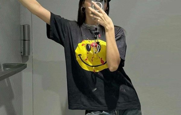 READYMAD* SMILE 반팔 티셔츠 (HIGH QUALITY)